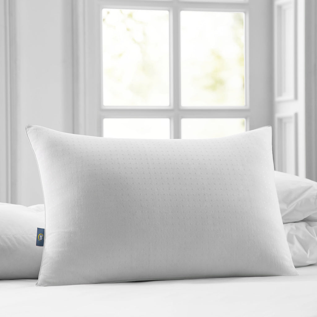 Sertapedic Won't Go Flat Standard/Queen Bed Pillow, Hypoallergenic